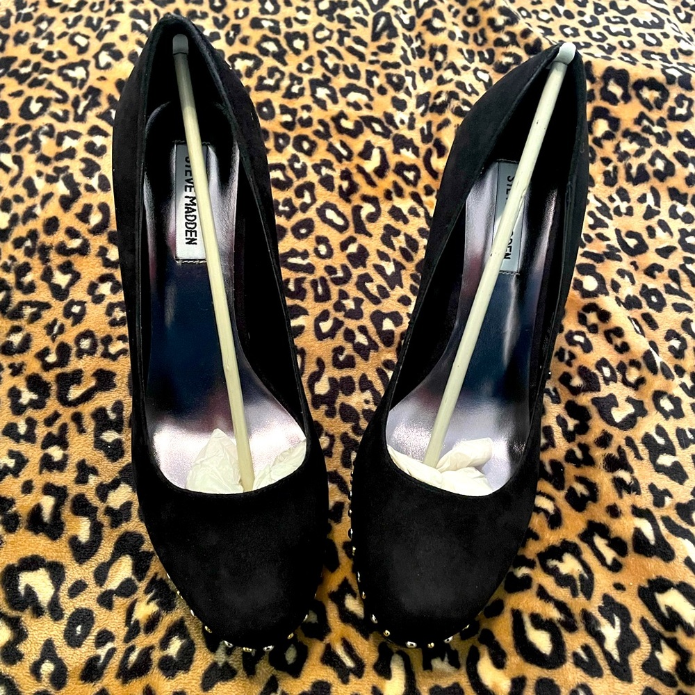 Steve Madden pumps
